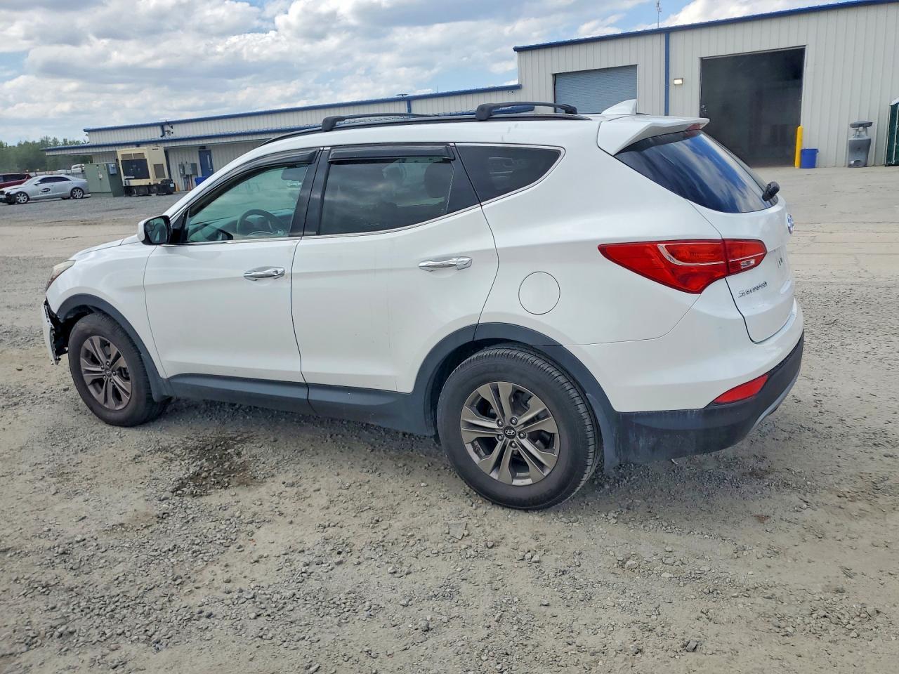 2015 Hyundai Santa Fe Sport 2.4L - Фото 2