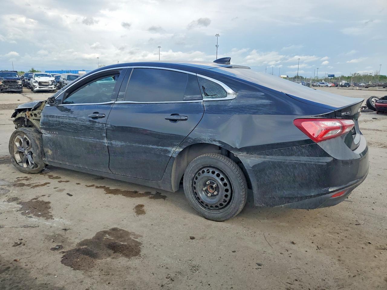 2022 Chevrolet Malibu Lt - Image 2