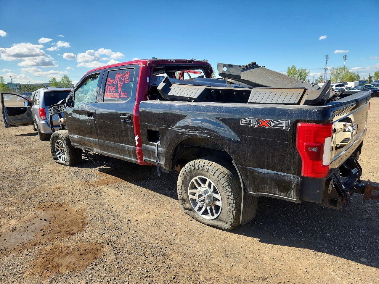 2017 Ford F350 Super Duty - Фото 2