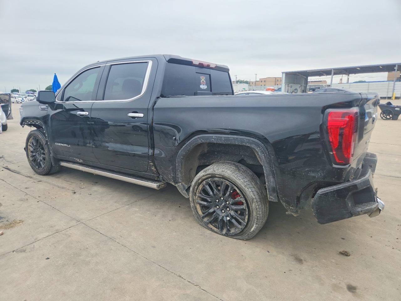 2024 GMC Sierra K1500 Denali Ultimate - Image 2