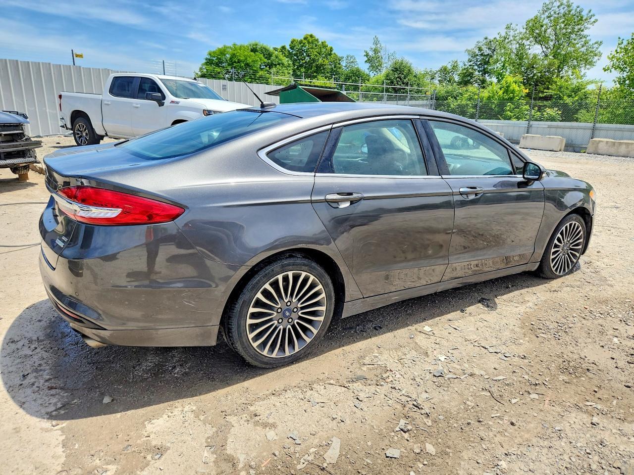 2018 Ford Fusion Se - Image 3