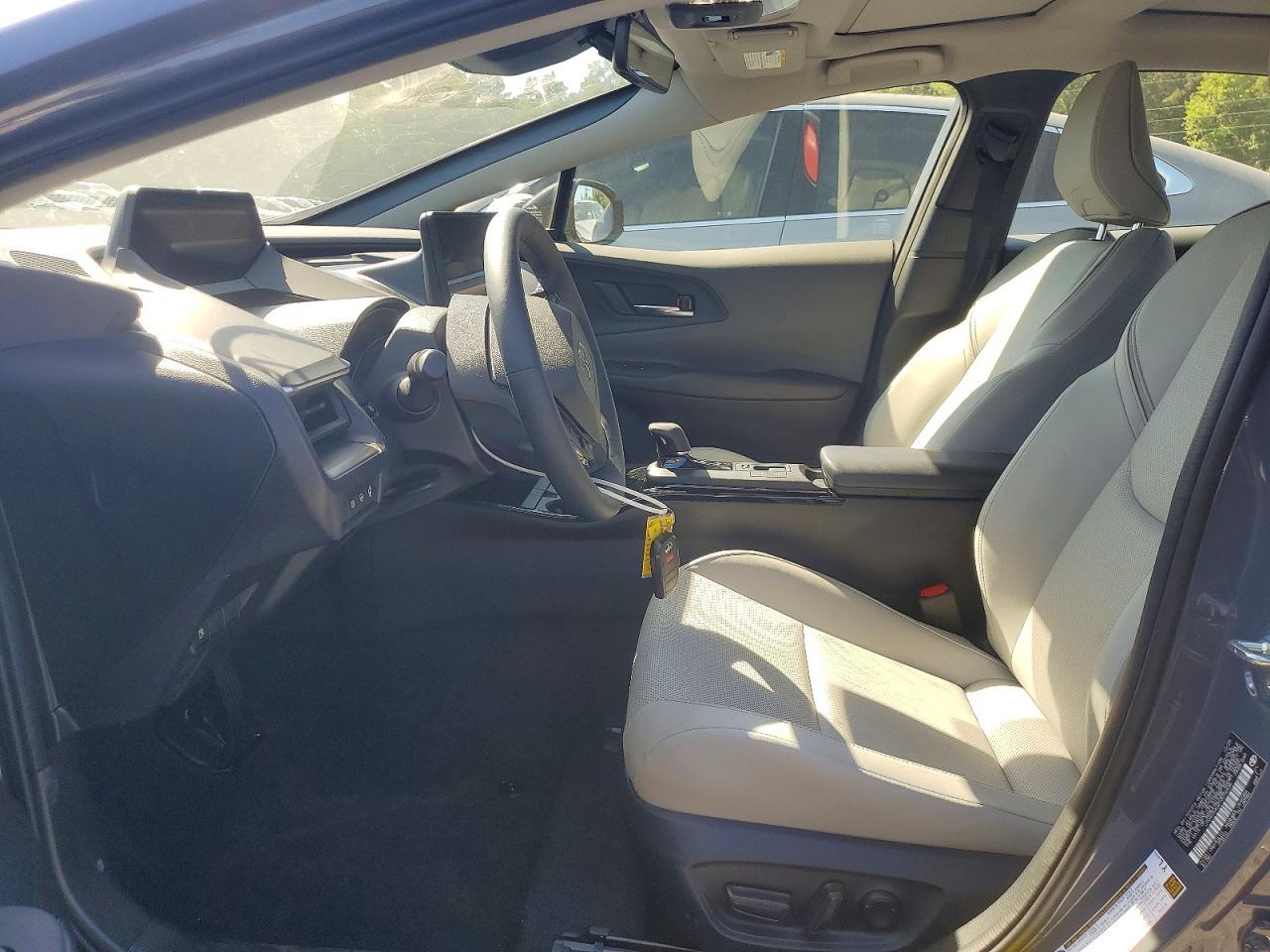 2026 Toyota Prius Xle - Фото 7