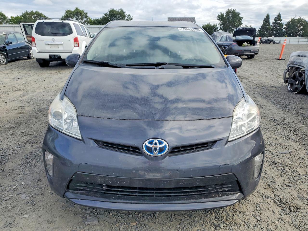 2014 Toyota Prius Three - Image 5