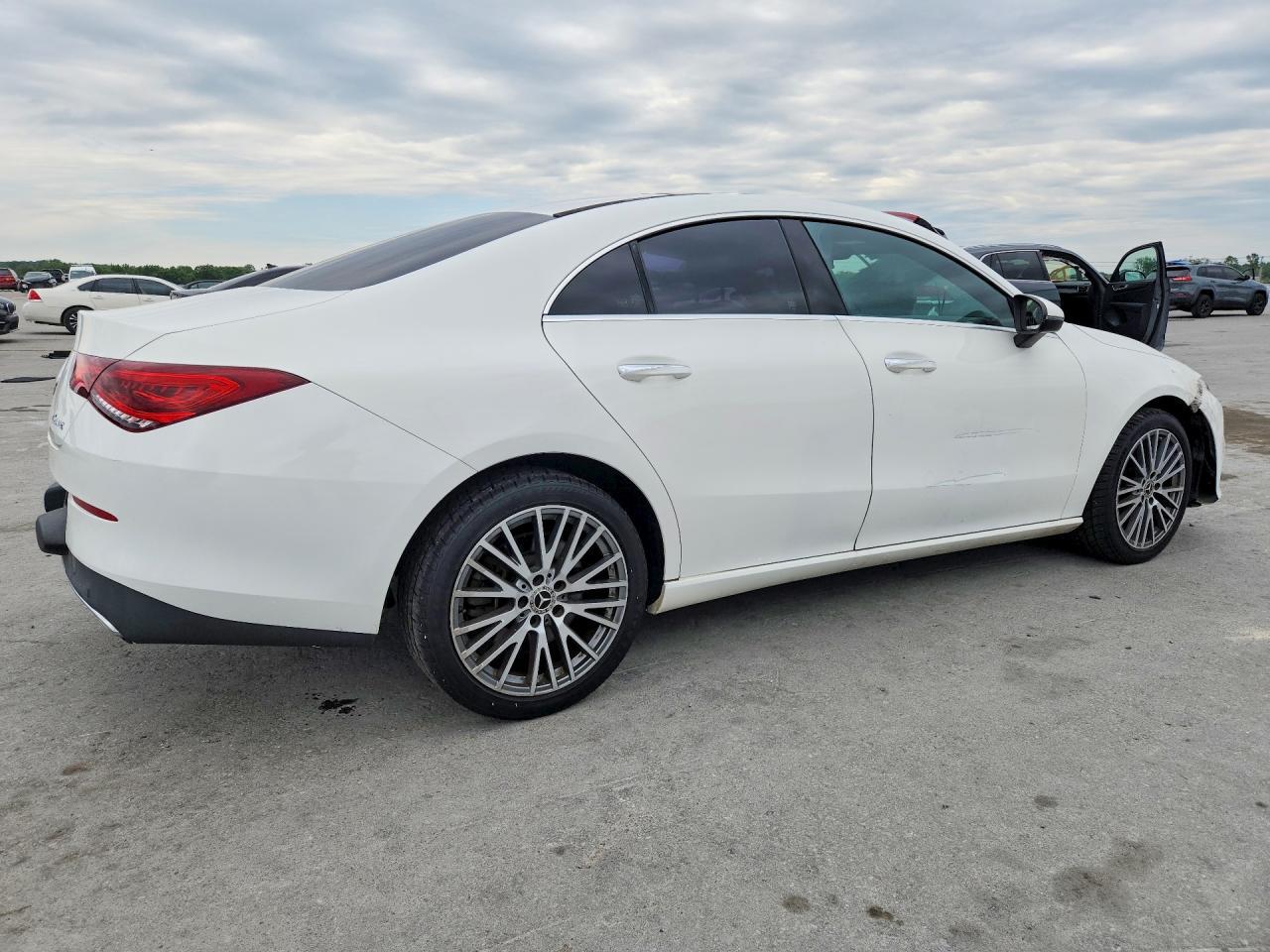 2021 Mercedes-Benz Cla 250 4Matic - Фото 3