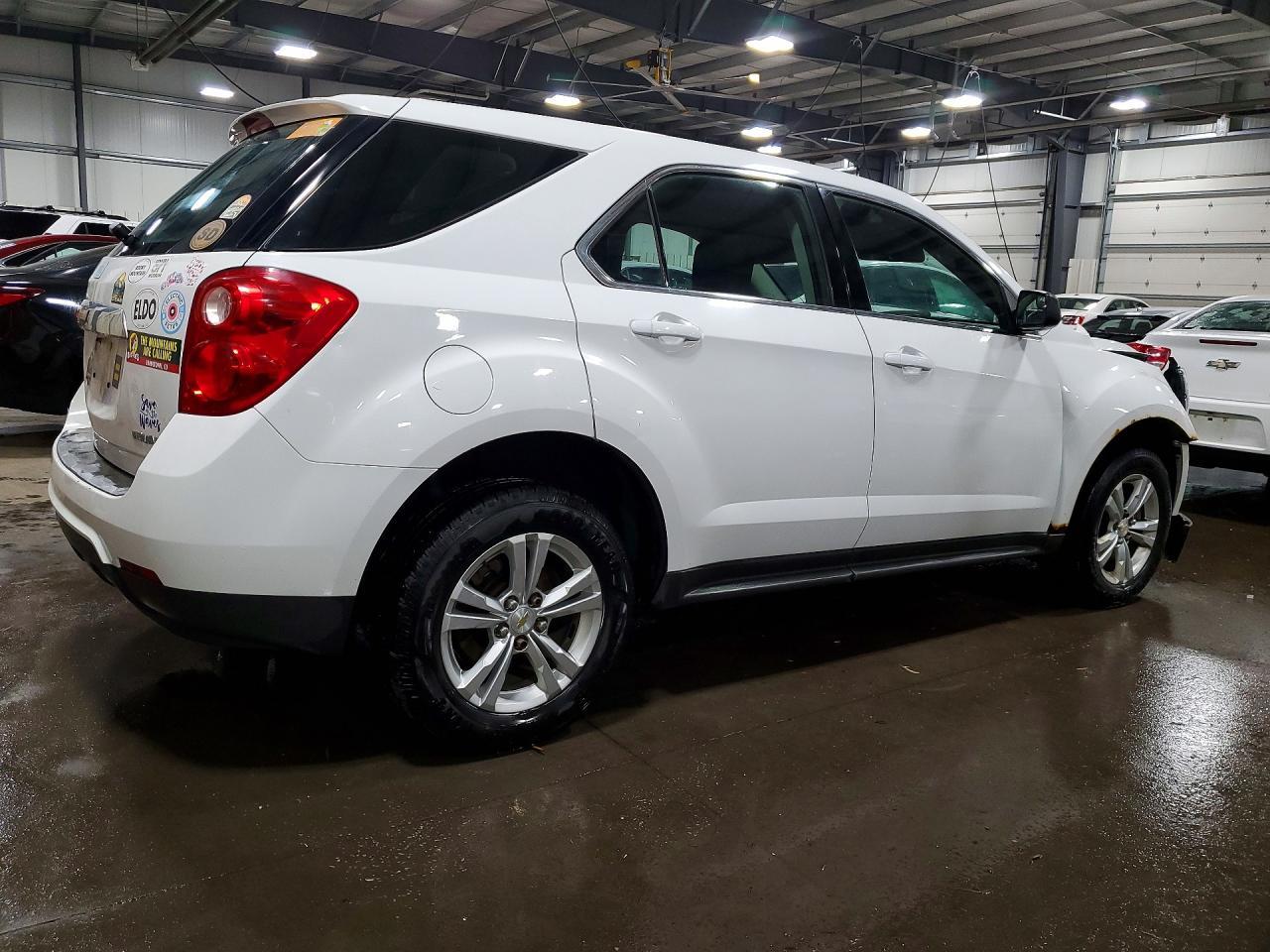 2012 Chevrolet Equinox Ls - Image 3