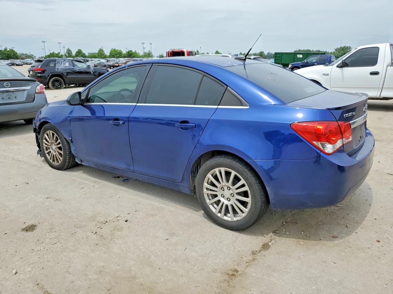 2013 Chevrolet Cruze Eco - Фото 2