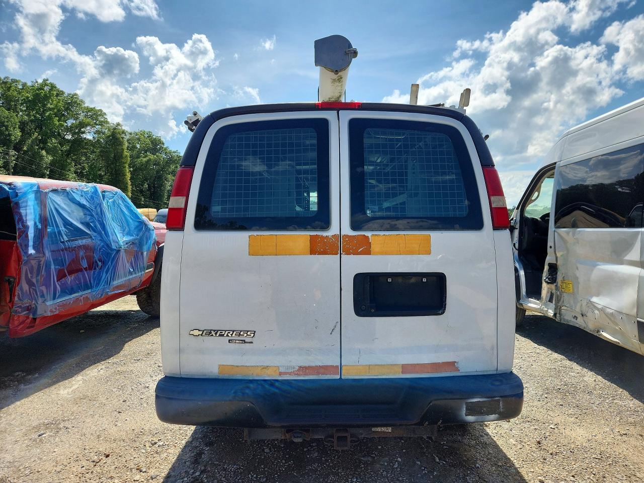 2013 Chevrolet Express G2500 - Фото 6