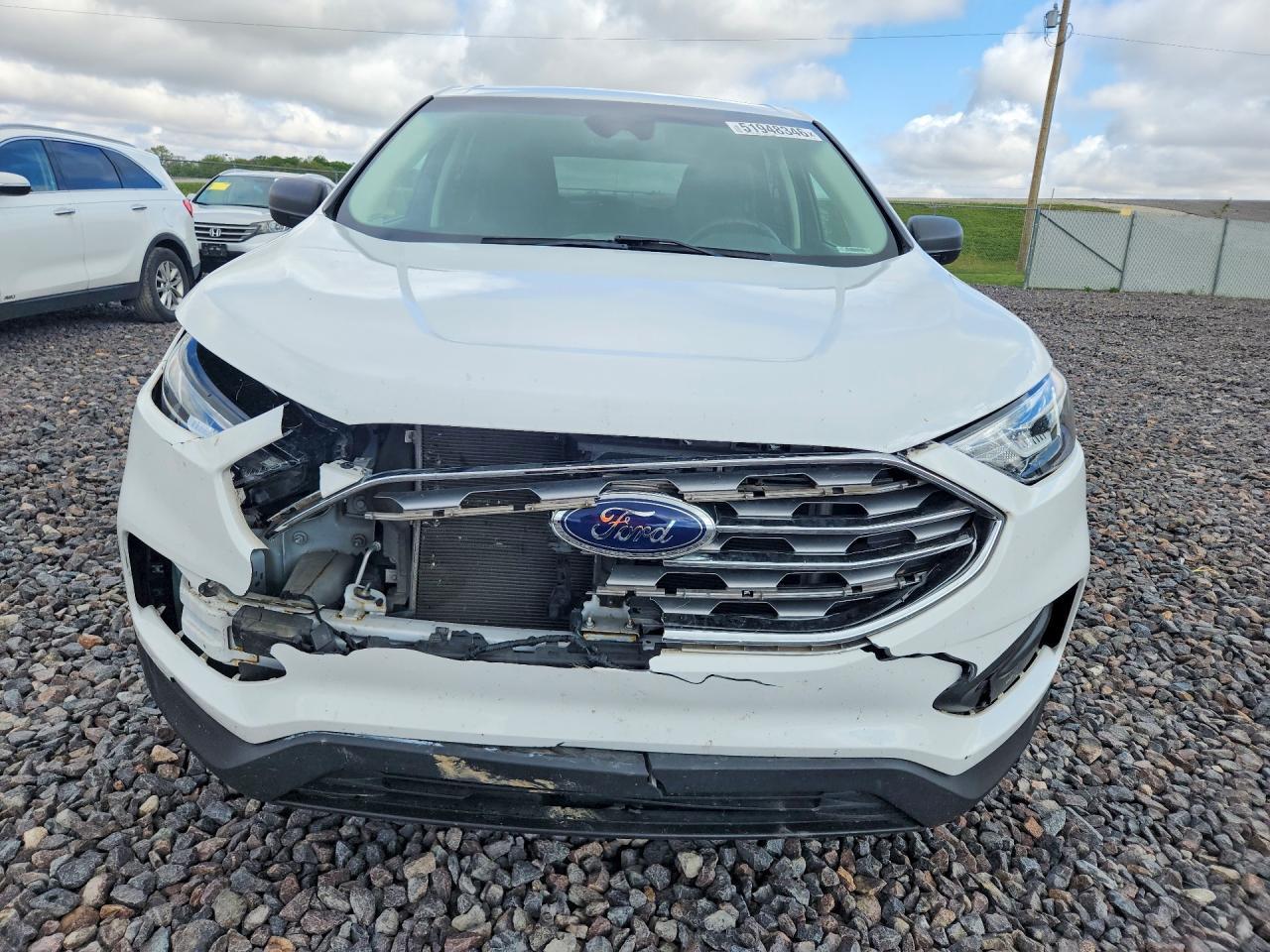 2019 Ford Edge Se - Фото 5