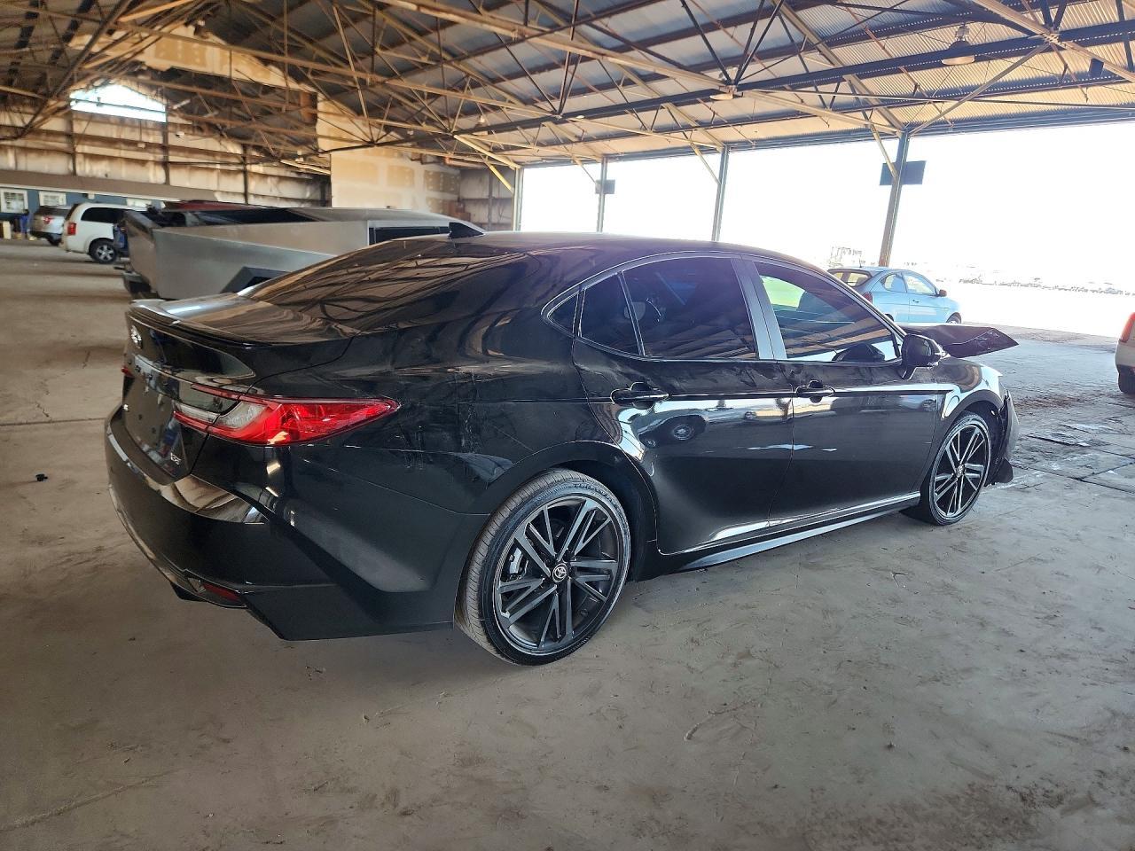 2026 Toyota Camry Xse - Фото 3
