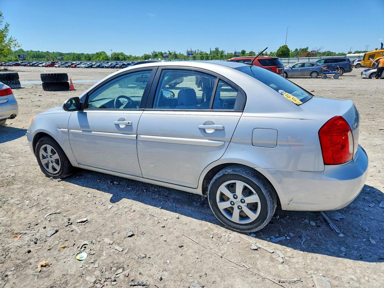 2008 Hyundai Accent Gls - Фото 2
