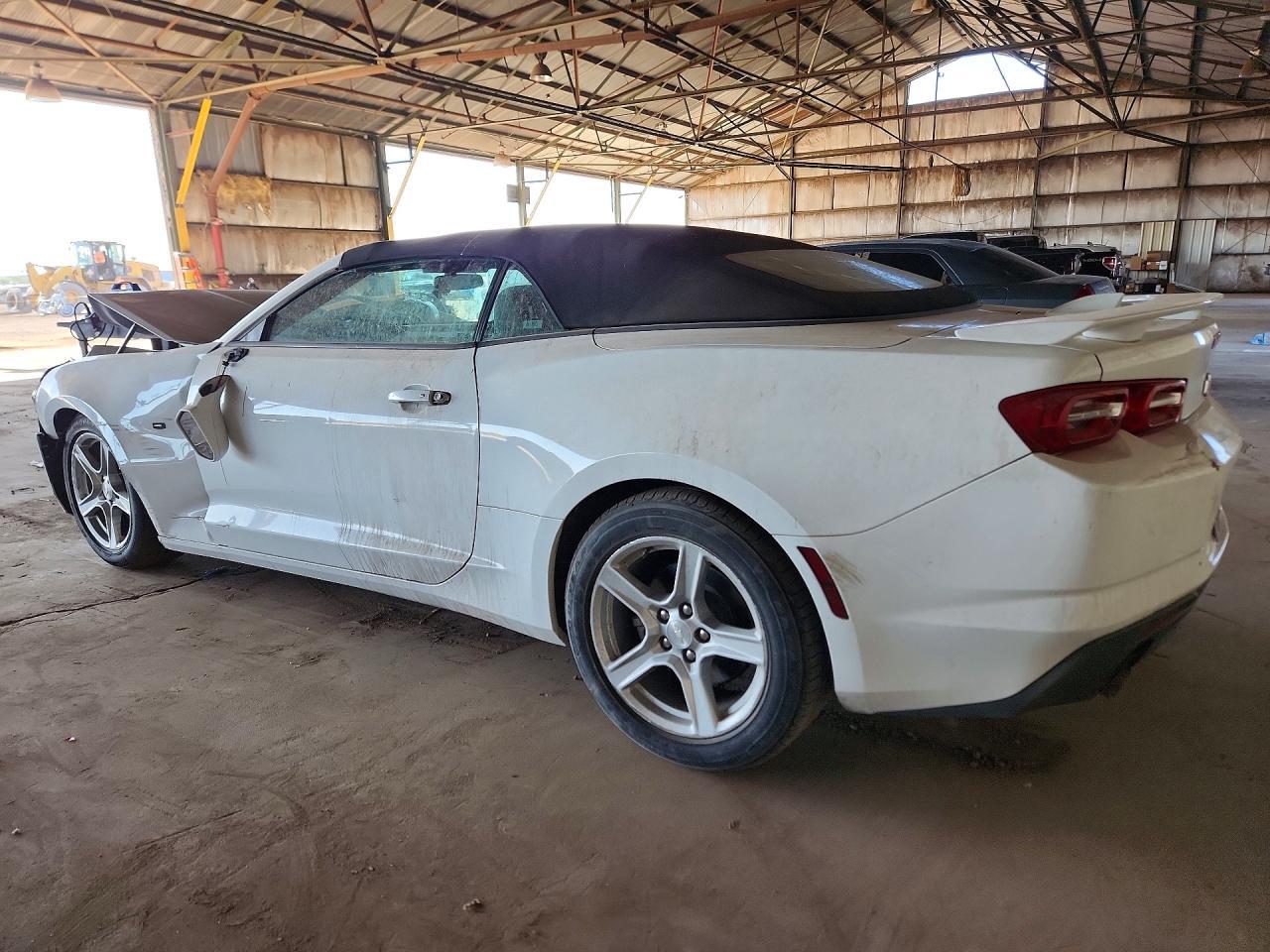 2020 Chevrolet Camaro Ls - Image 2
