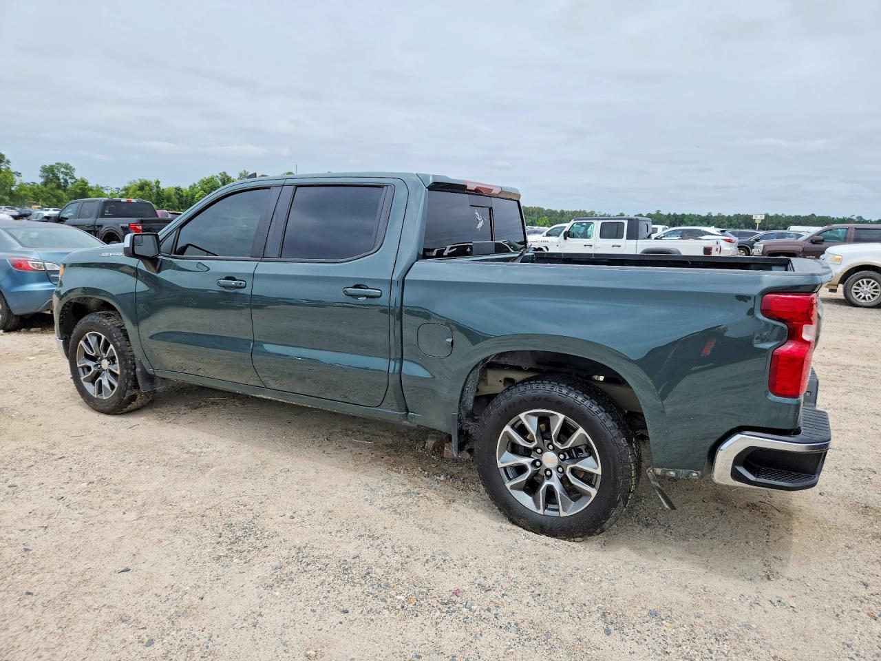 2025 Chevrolet Silverado C1500 Lt - Image 2