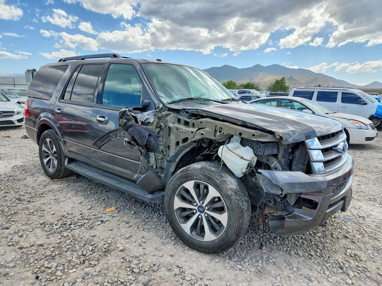 2017 Ford Expedition Xlt - Image 4