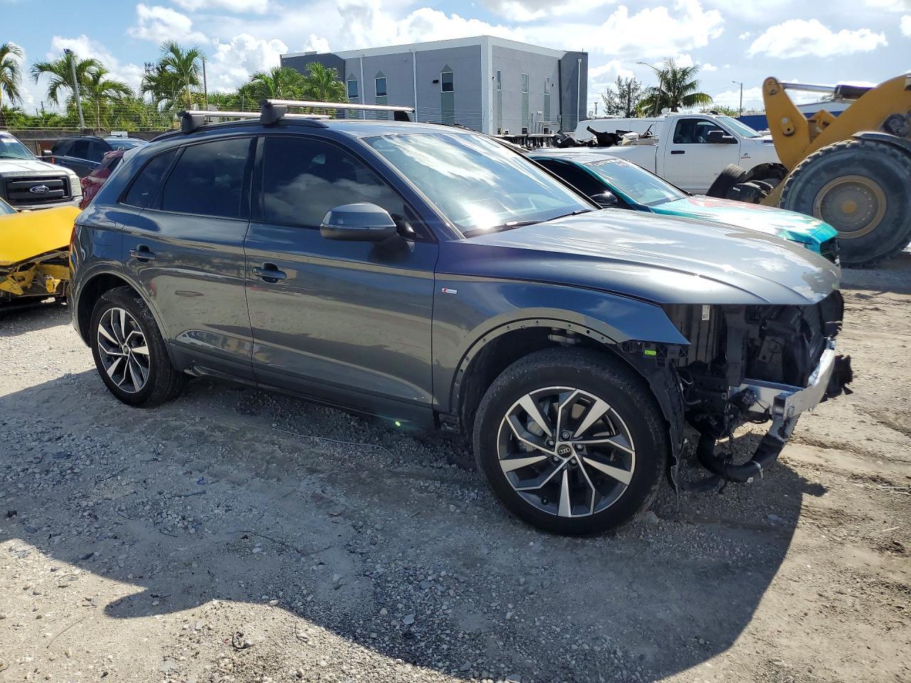 2024 Audi Q5 Premium 45 - Фото 4
