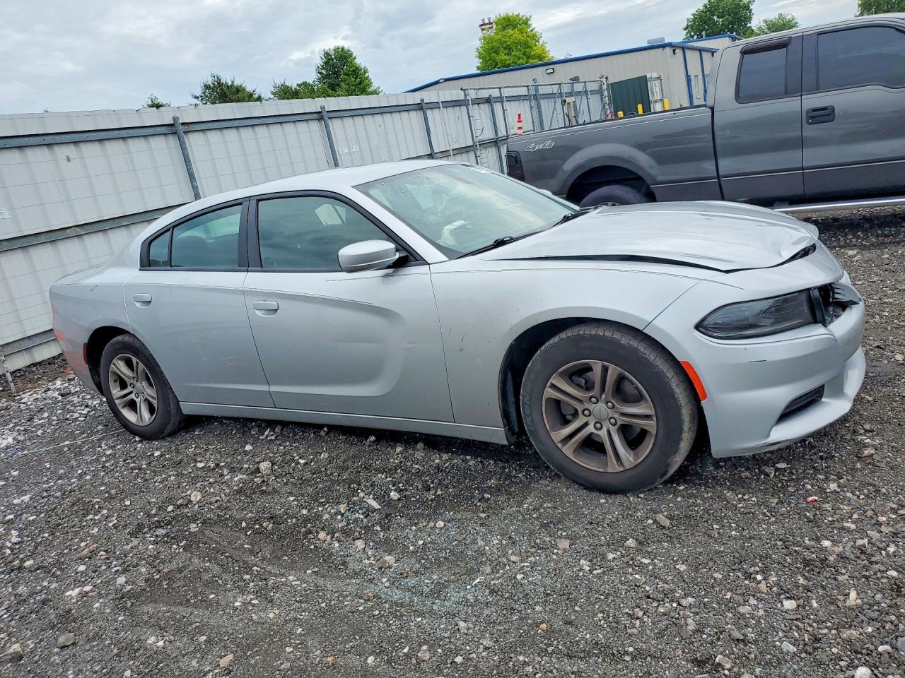 2022 Dodge Charger Sxt - Image 4