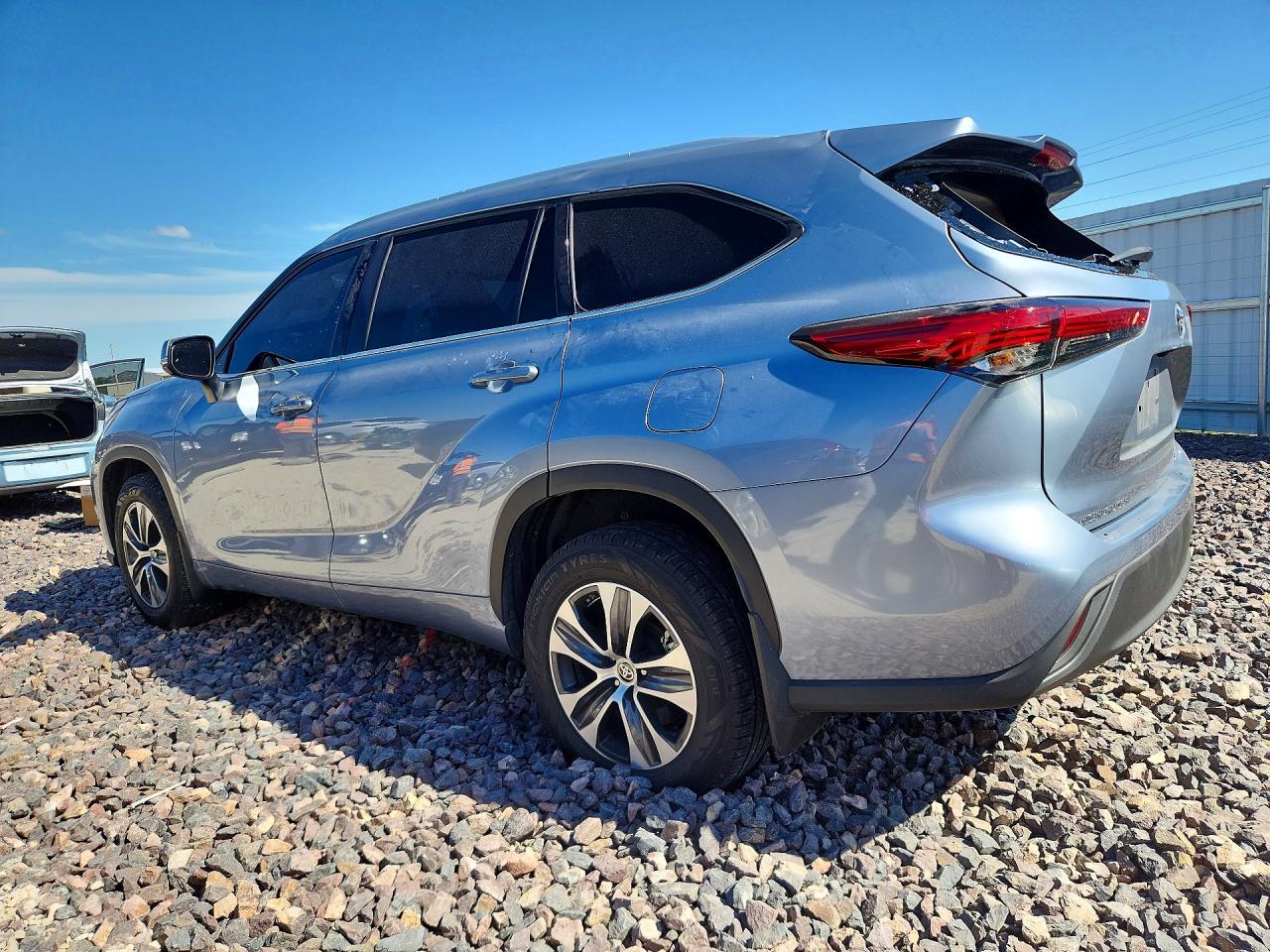 2022 Toyota Highlander Xle - Фото 2