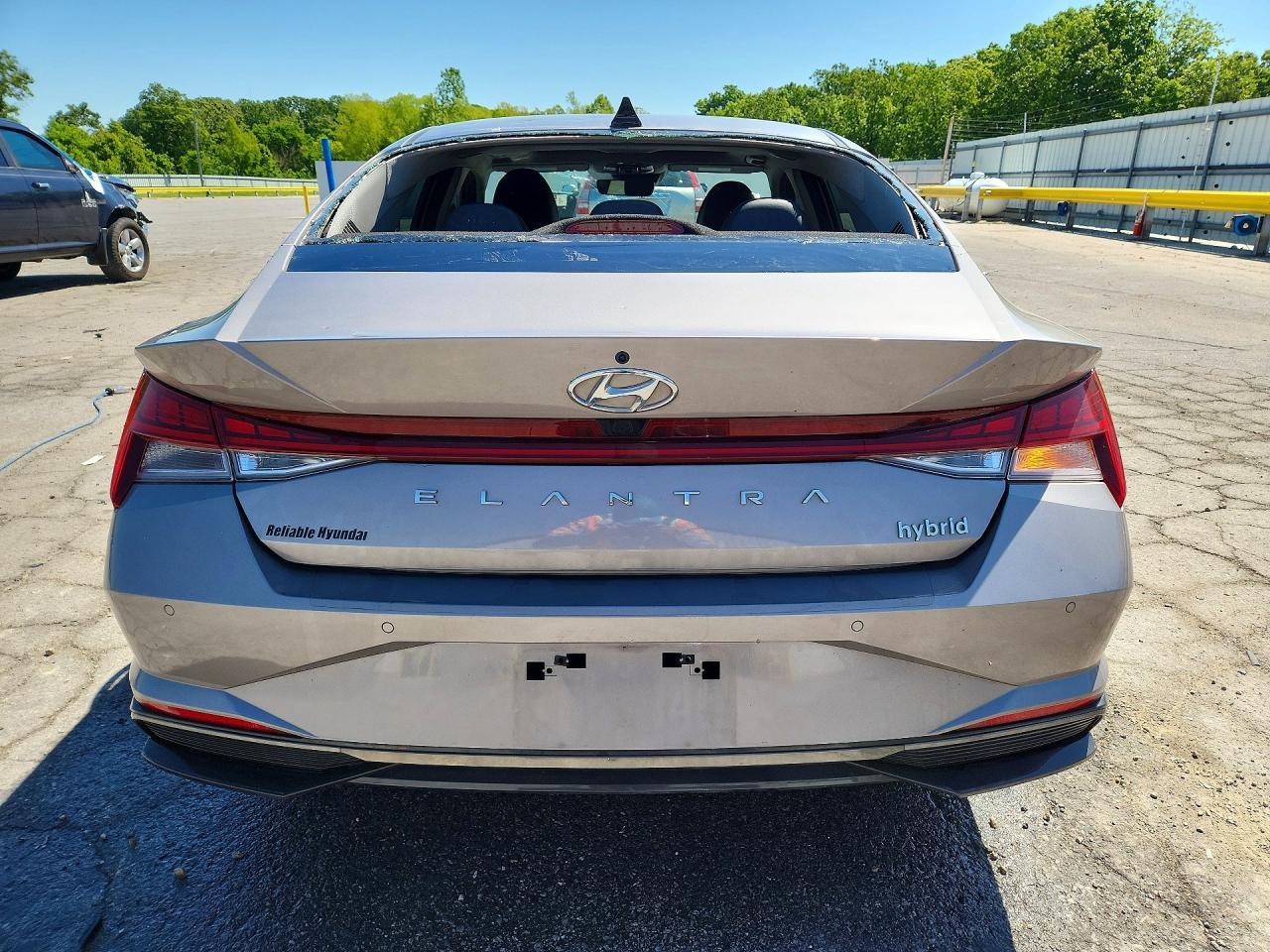2023 Hyundai Elantra Limited - Фото 6