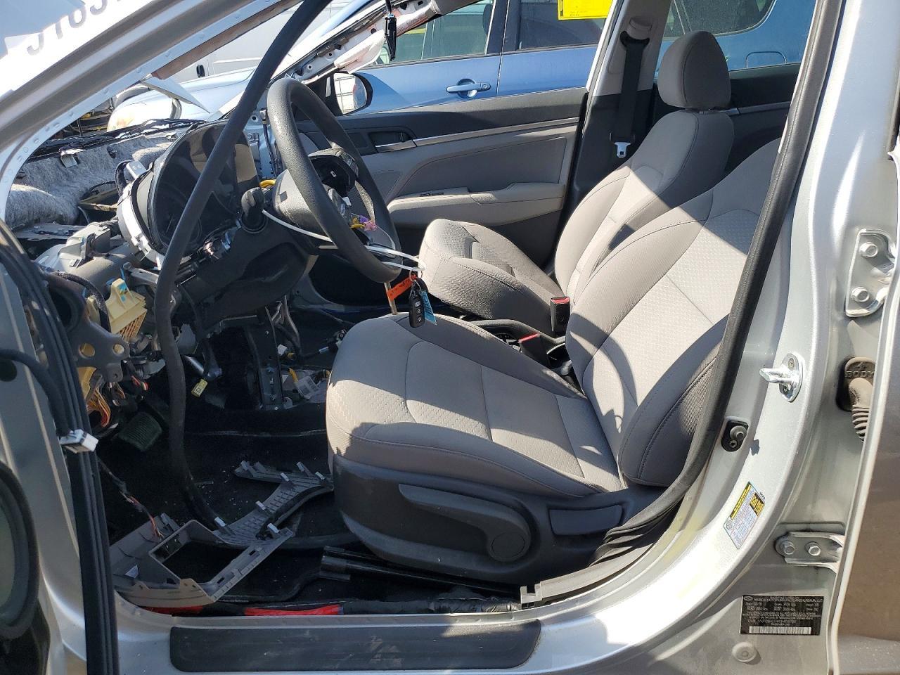 2019 Hyundai Elantra Sel - Image 7