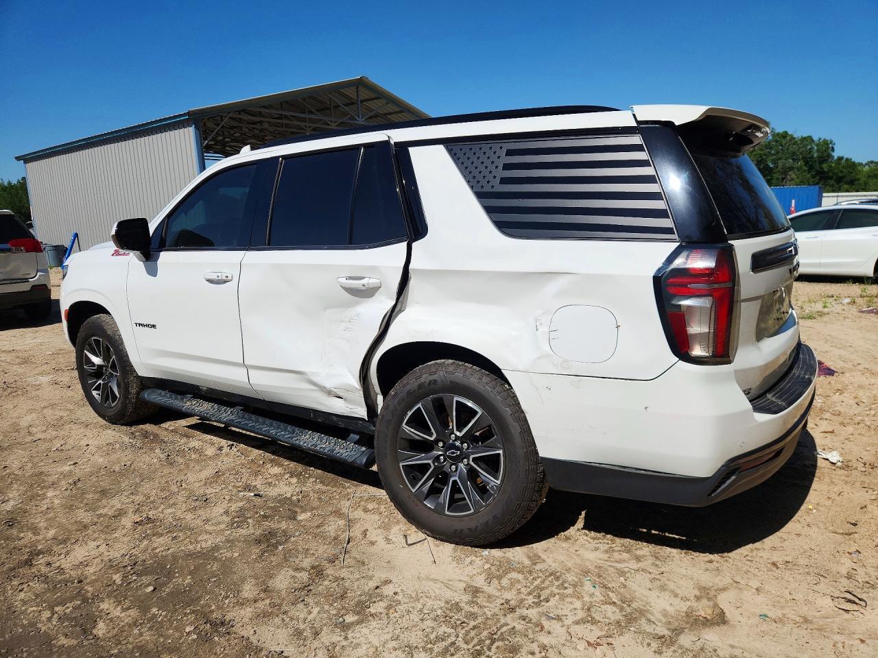 2021 Chevrolet Tahoe K1500 Z71 - Фото 2