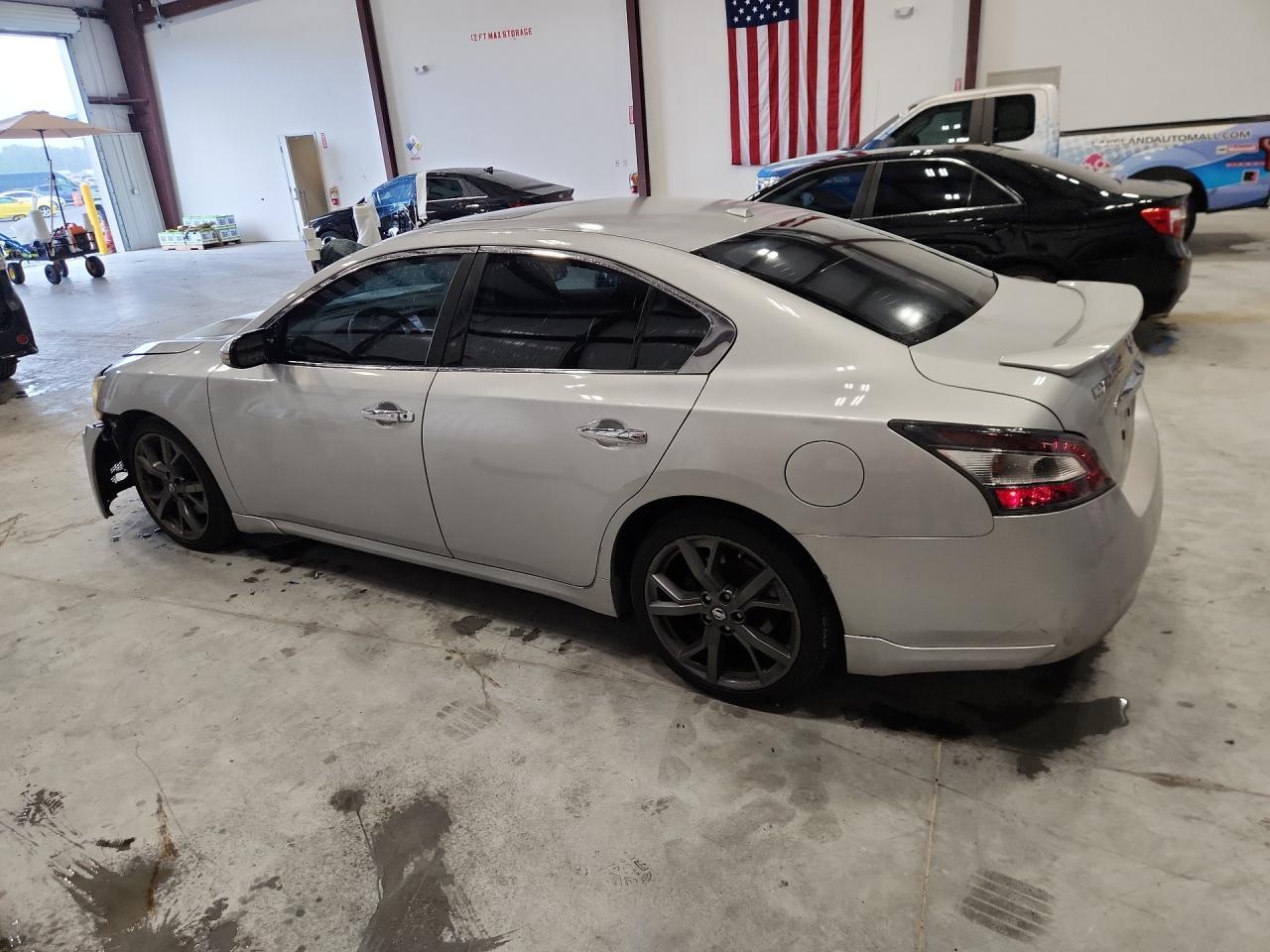 2014 Nissan Maxima 3.5 Sv - Image 2