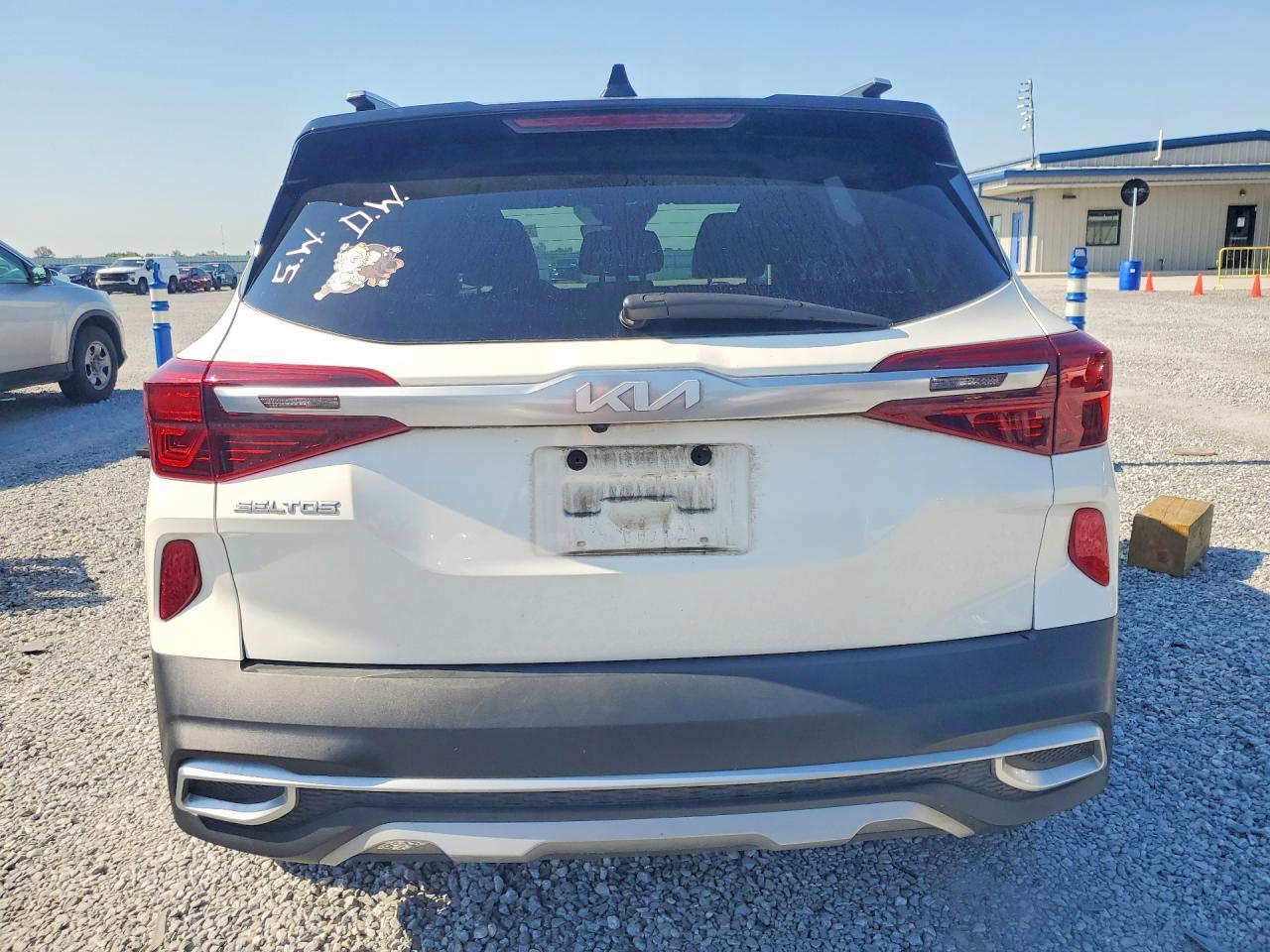 2022 Kia Seltos S - Фото 6