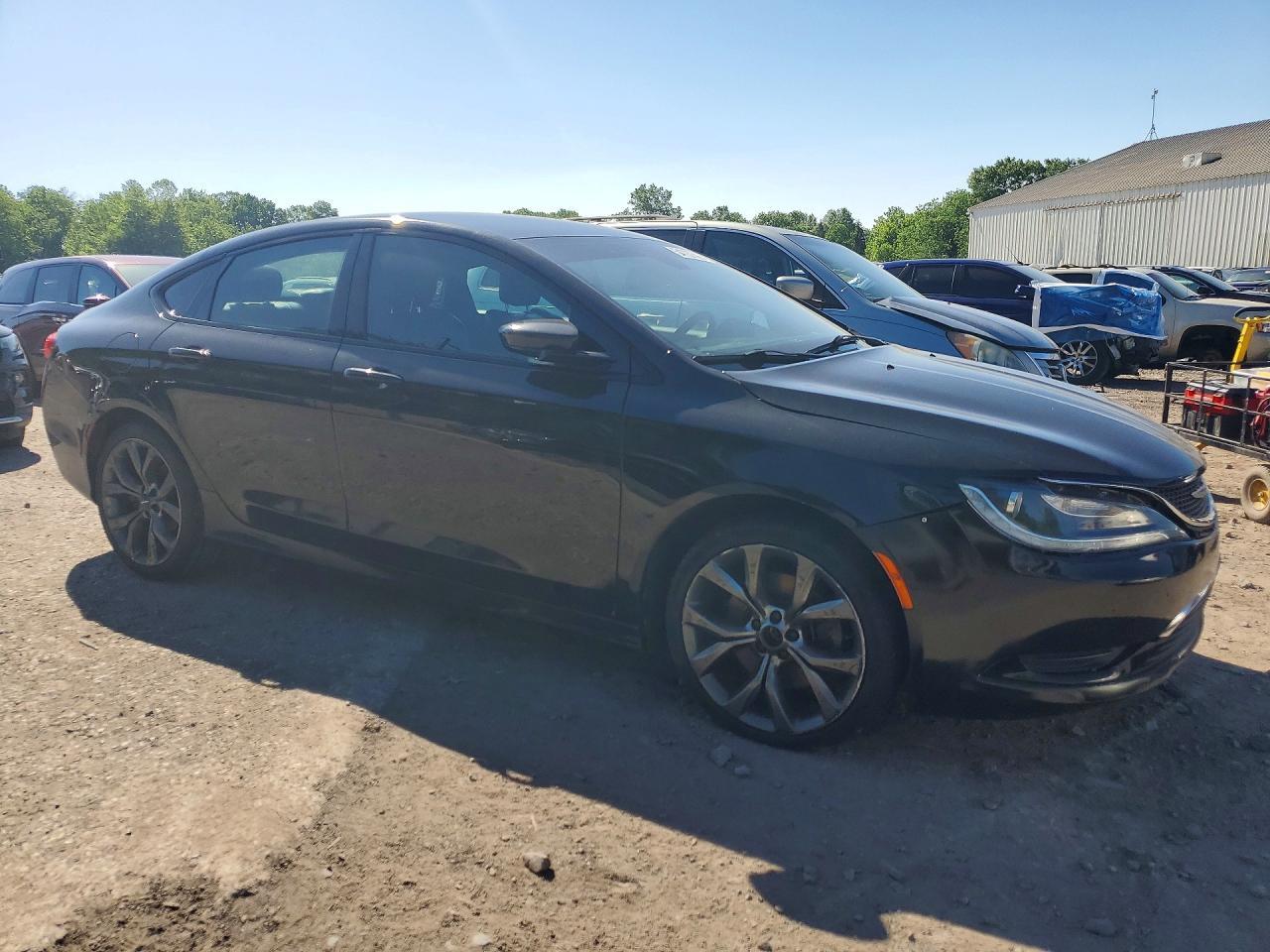 2015 Chrysler 200 S - Фото 4