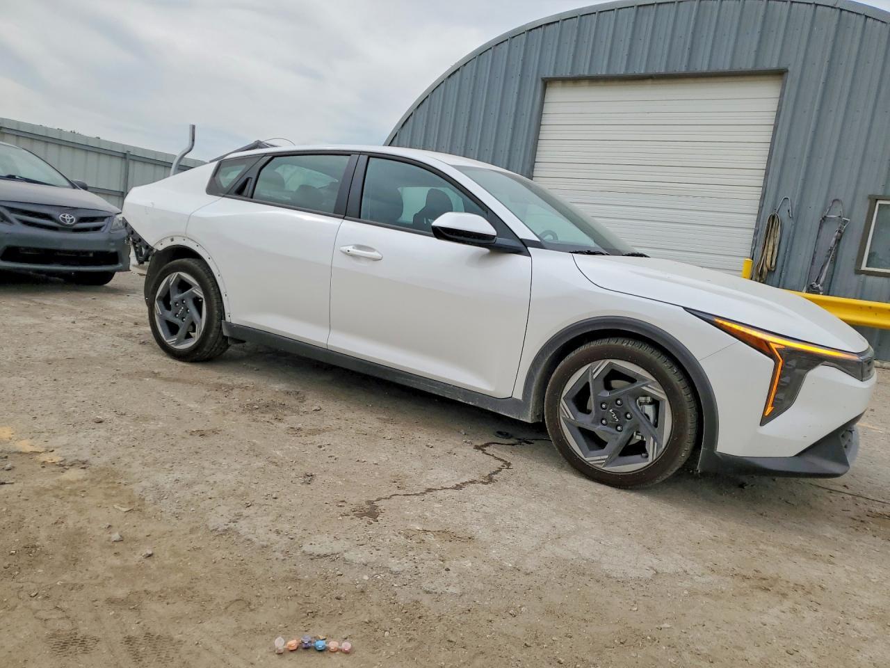 2025 Kia K4 Ex - Image 4