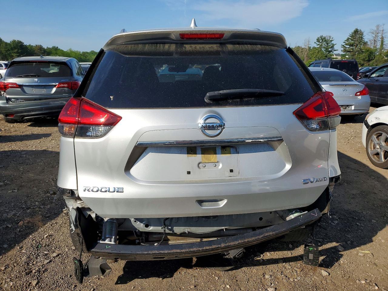 2019 Nissan Rogue Sv - Image 6