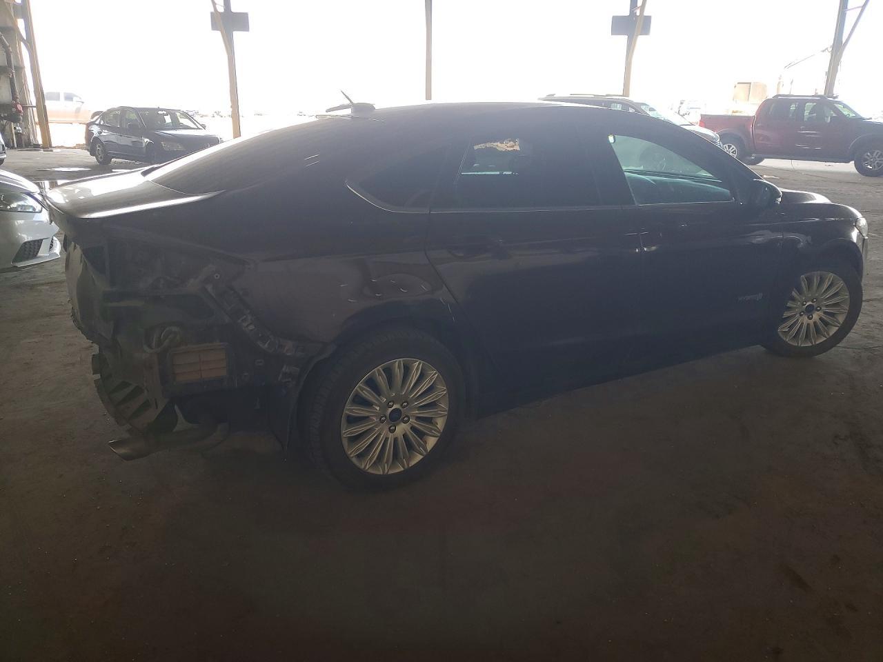 2013 Ford Fusion Se Hybrid - Image 3