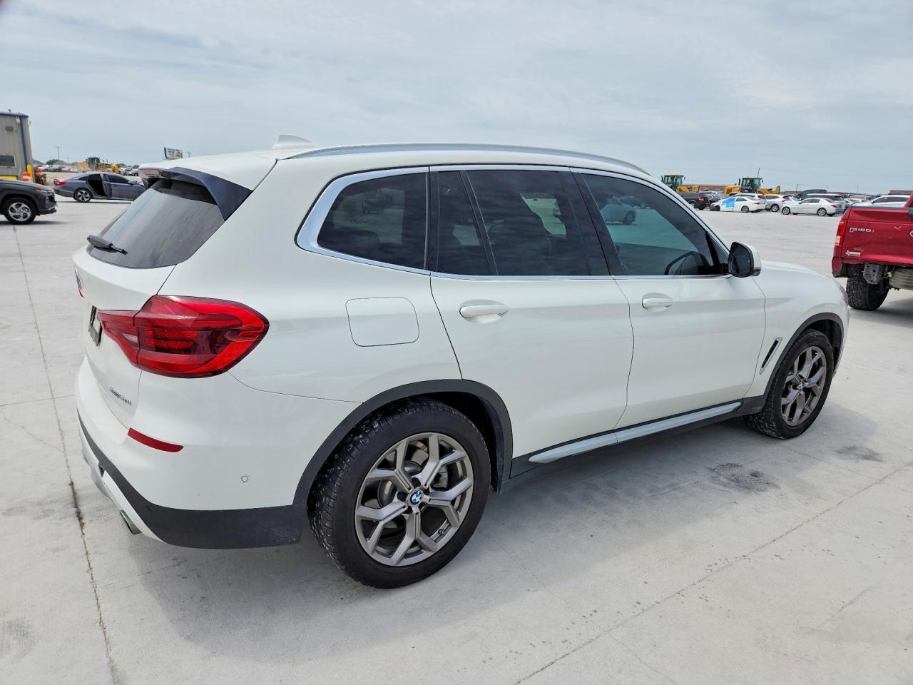 2020 BMW X3 Sdrive30I - Image 3