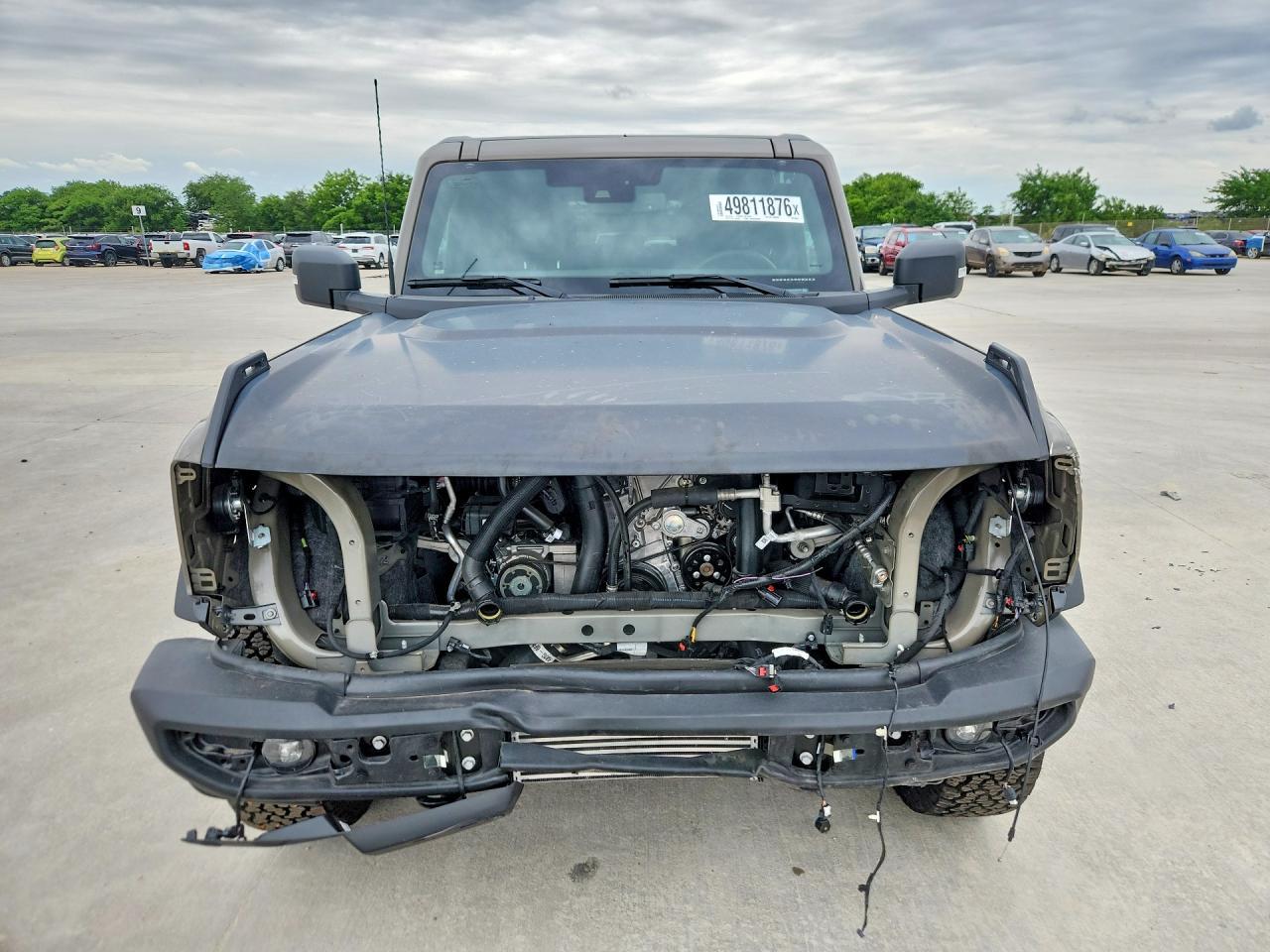 2025 Ford Bronco Outer Banks - Image 5