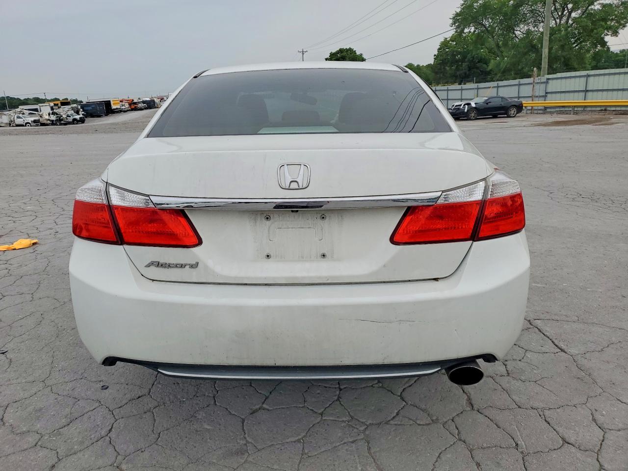 2015 Honda Accord Lx - Image 6