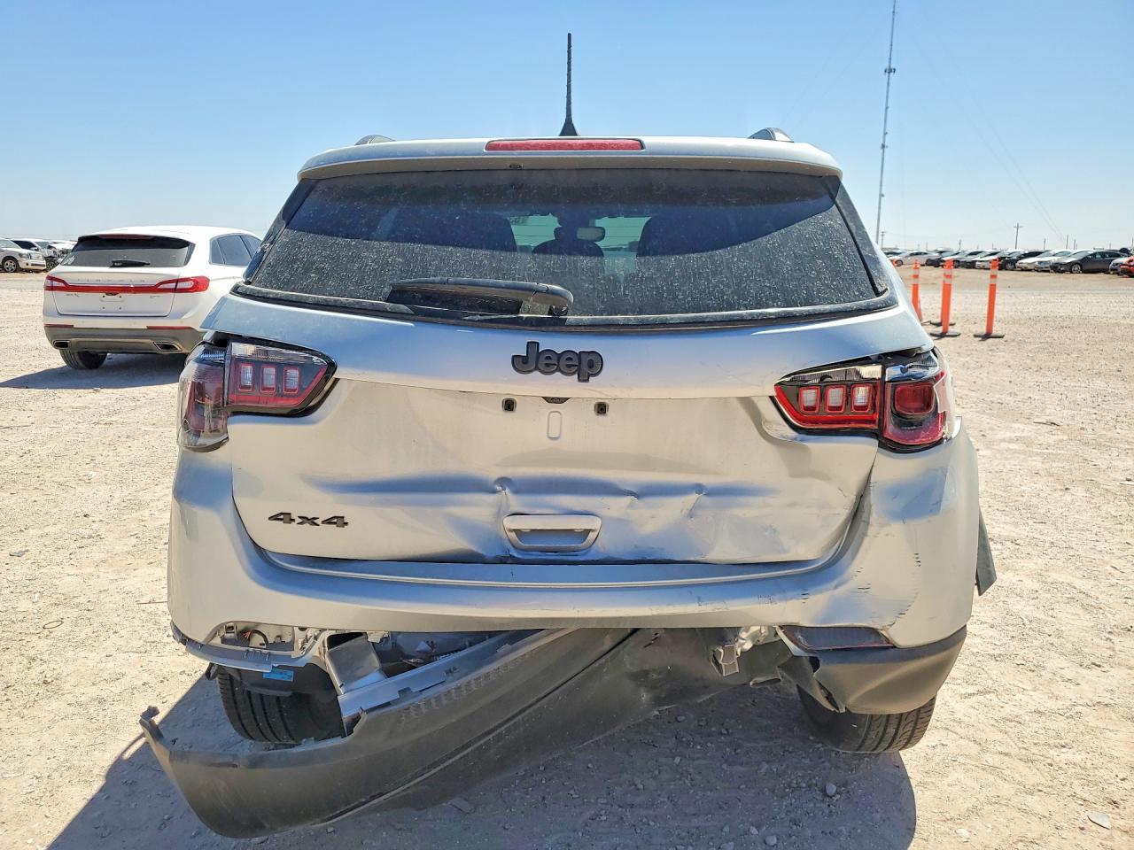 2026 Jeep Compass - Фото 6