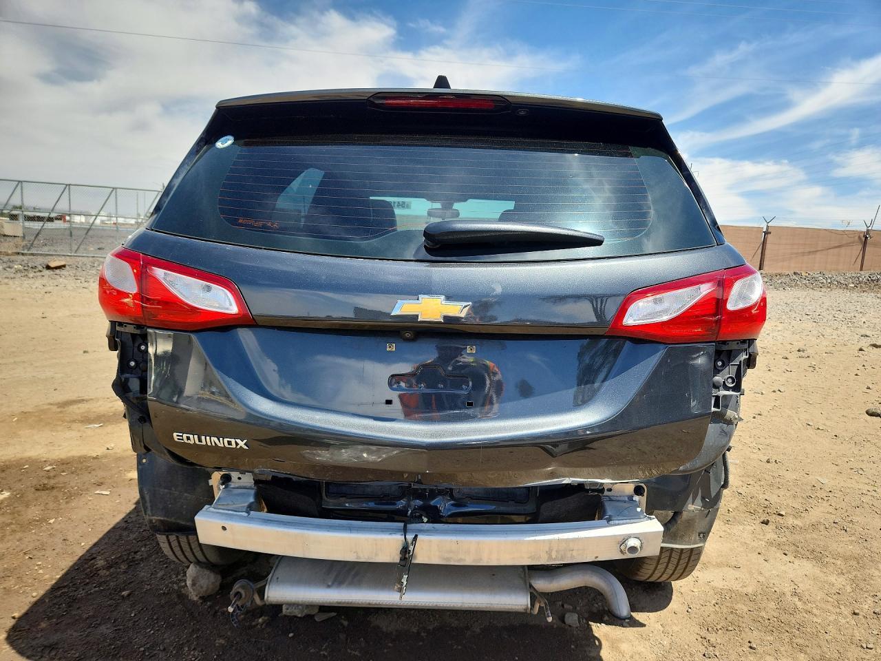 2018 Chevrolet Equinox Ls - Image 6