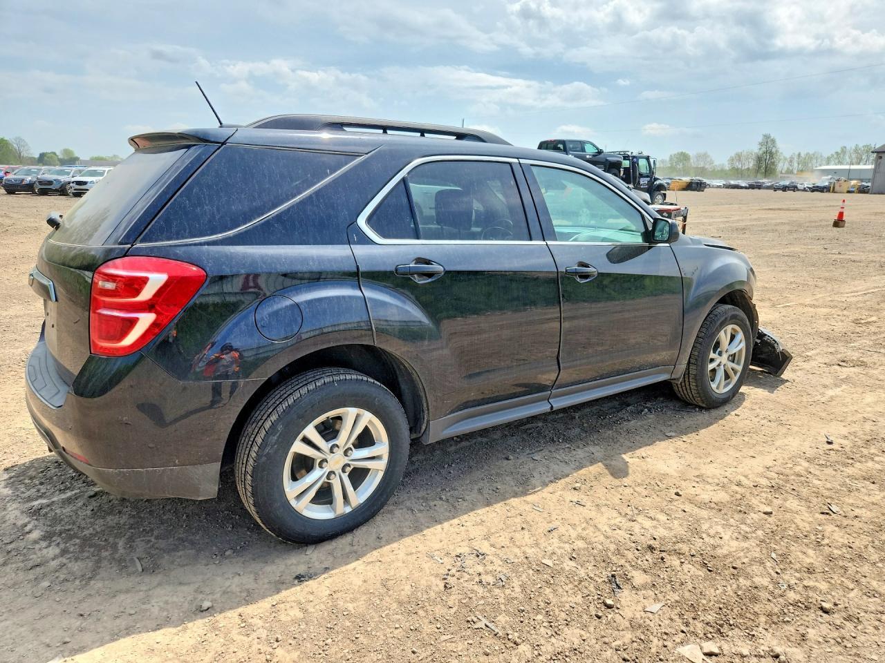 2017 Chevrolet Equinox Lt - Фото 3