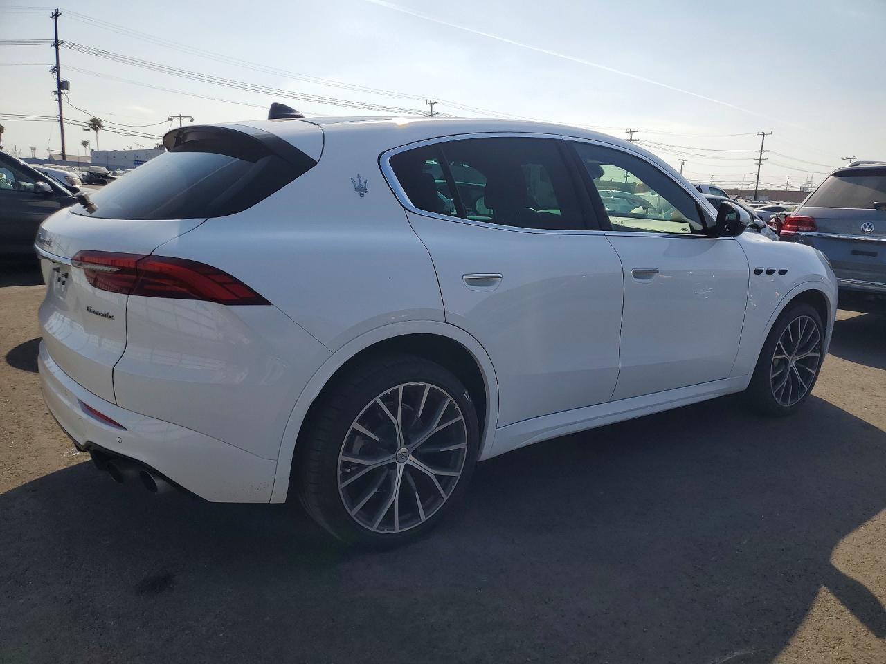 2023 Maserati Grecale Gt - Image 3