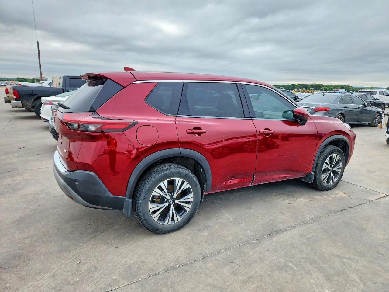 2021 Nissan Rogue Sv - Фото 3