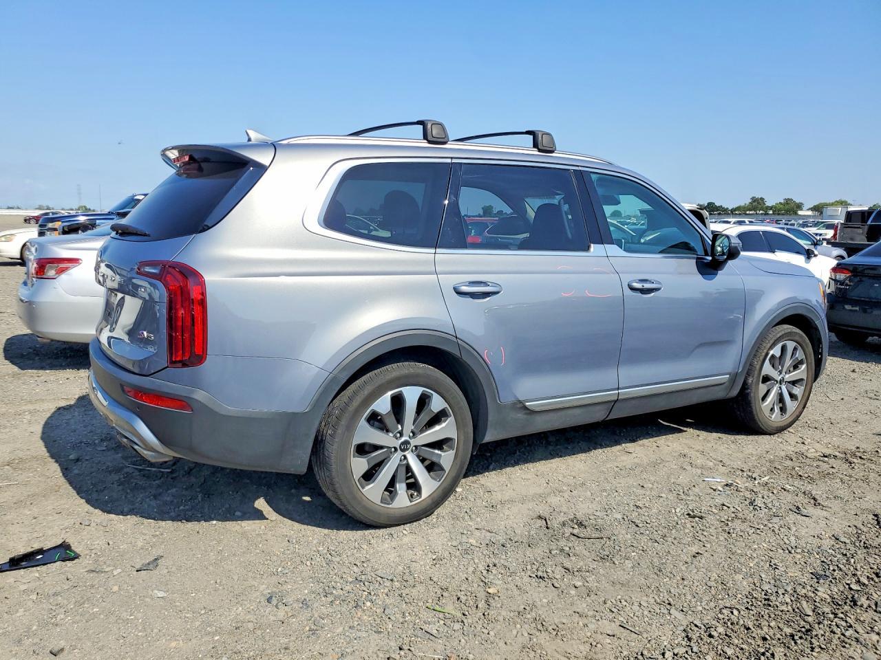 2020 Kia Telluride S - Image 3