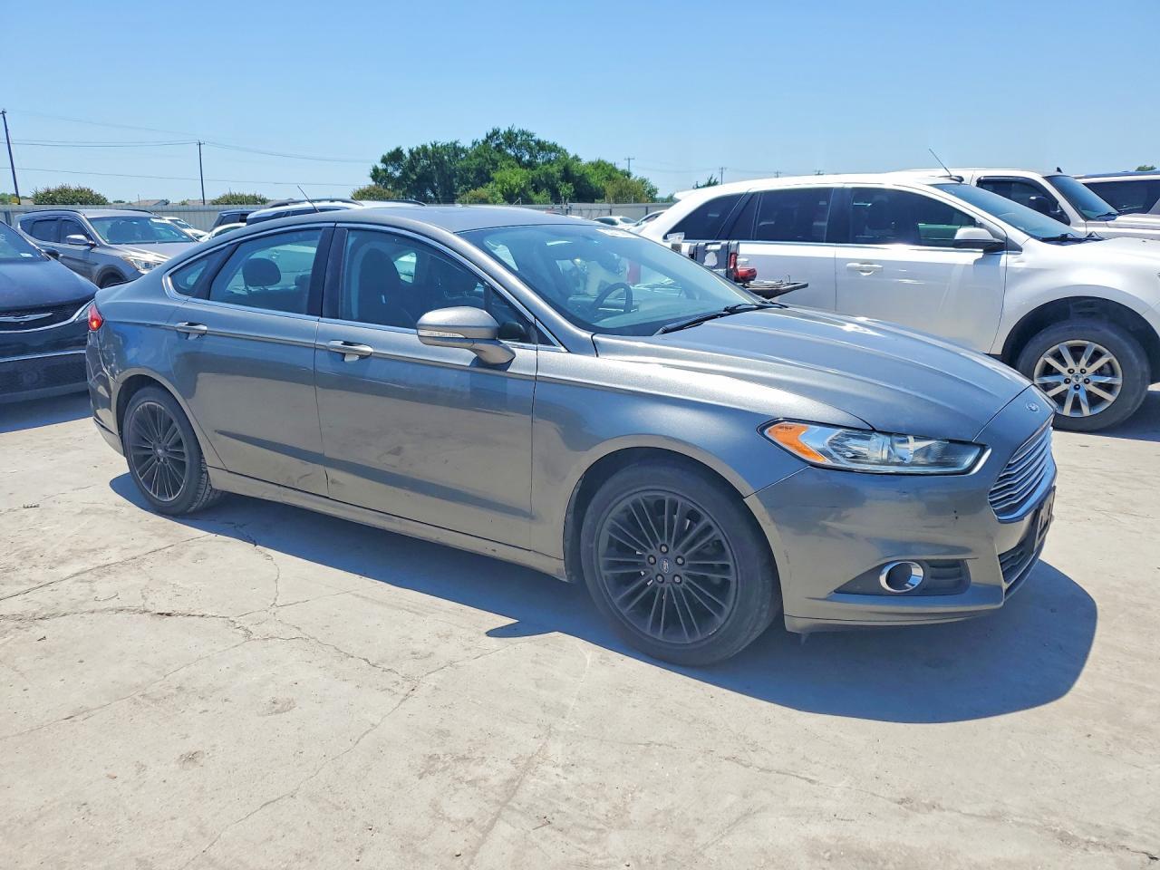 2014 Ford Fusion Se - Фото 4