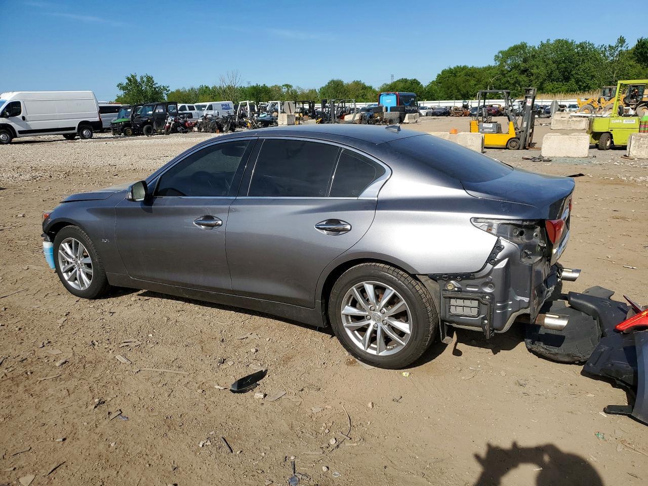 2017 Infiniti Q50 3.0T Premium - Фото 2