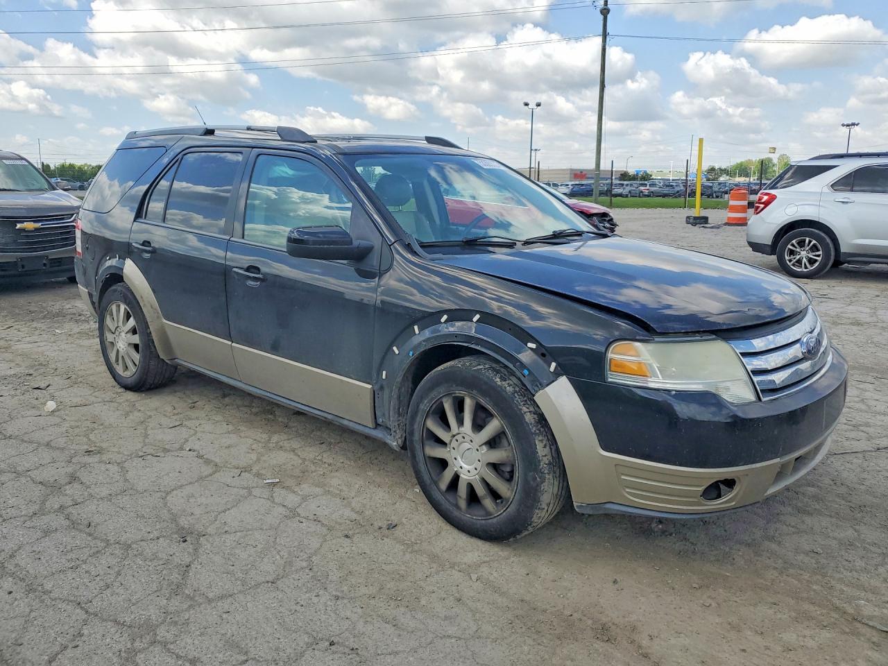 2008 Ford Taurus X Eddie Bauer - Image 4