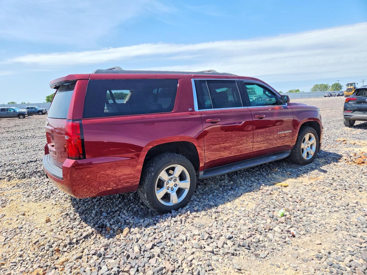 2016 Chevrolet Suburban C1500 Lt - Фото 3