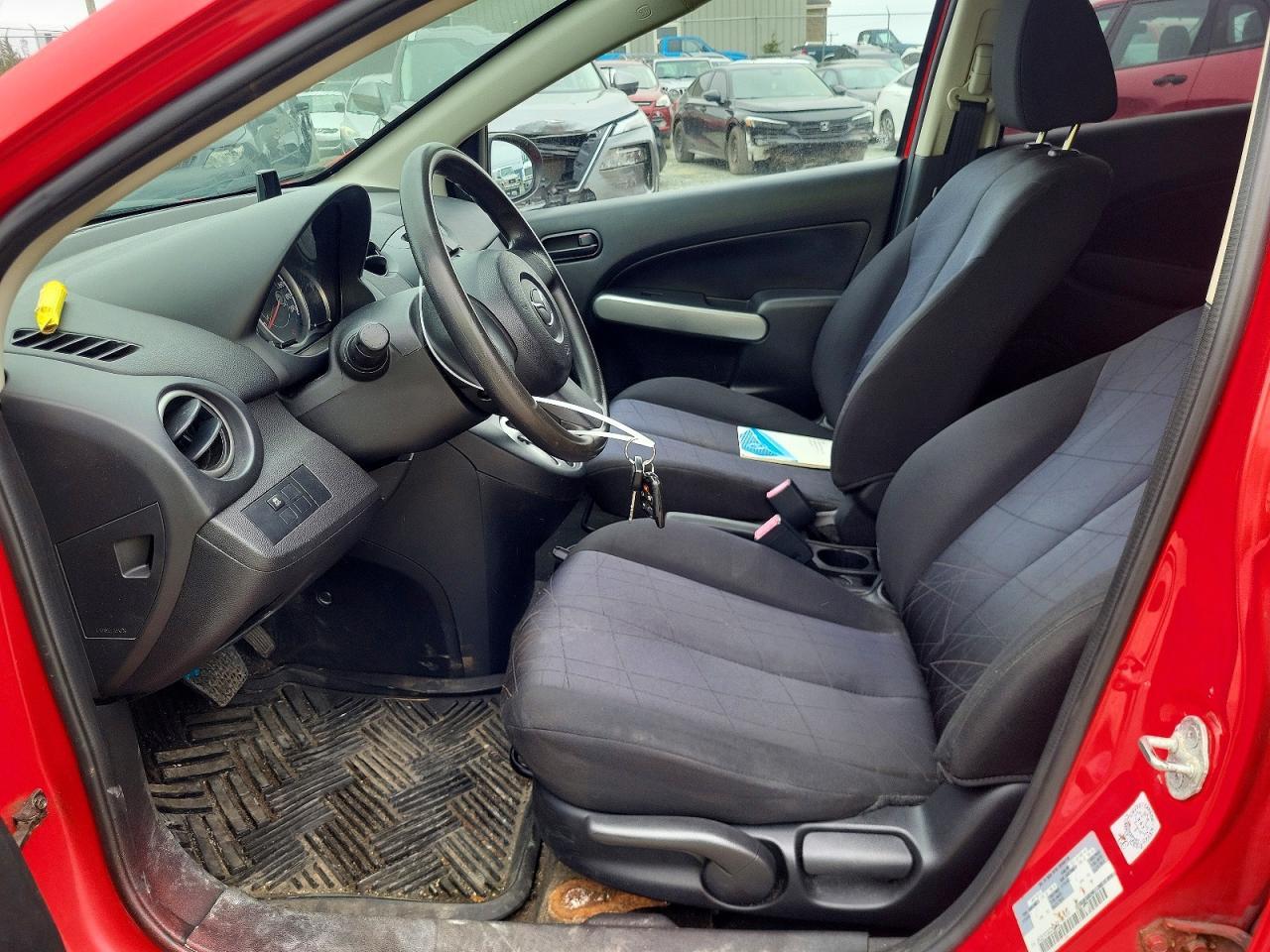2012 Mazda Mazda2 - Фото 7