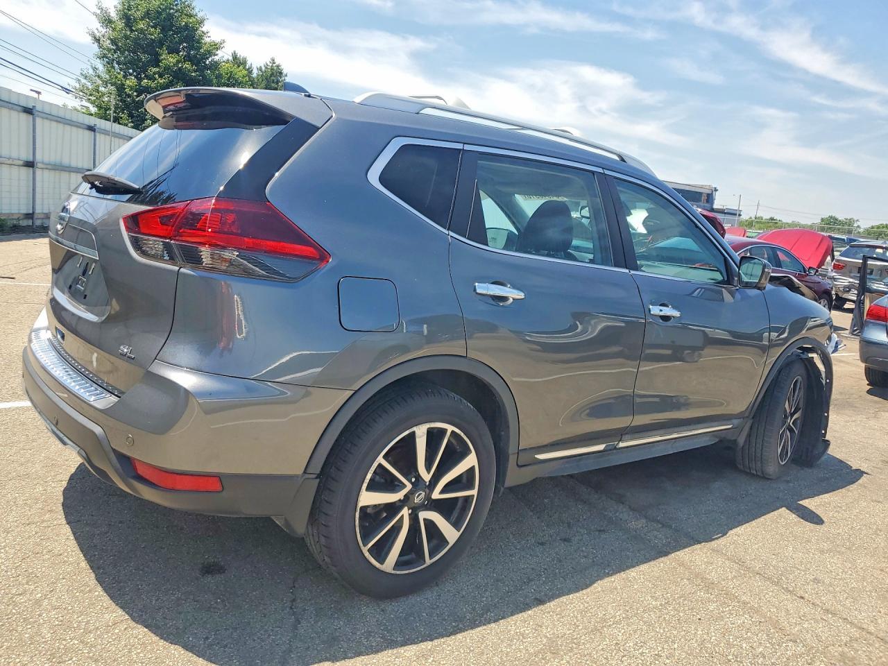 2019 Nissan Rogue Sl - Image 3