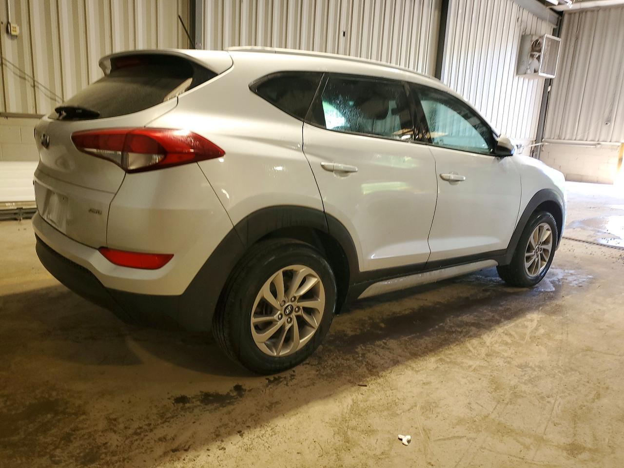 2017 Hyundai Tucson Se - Фото 3