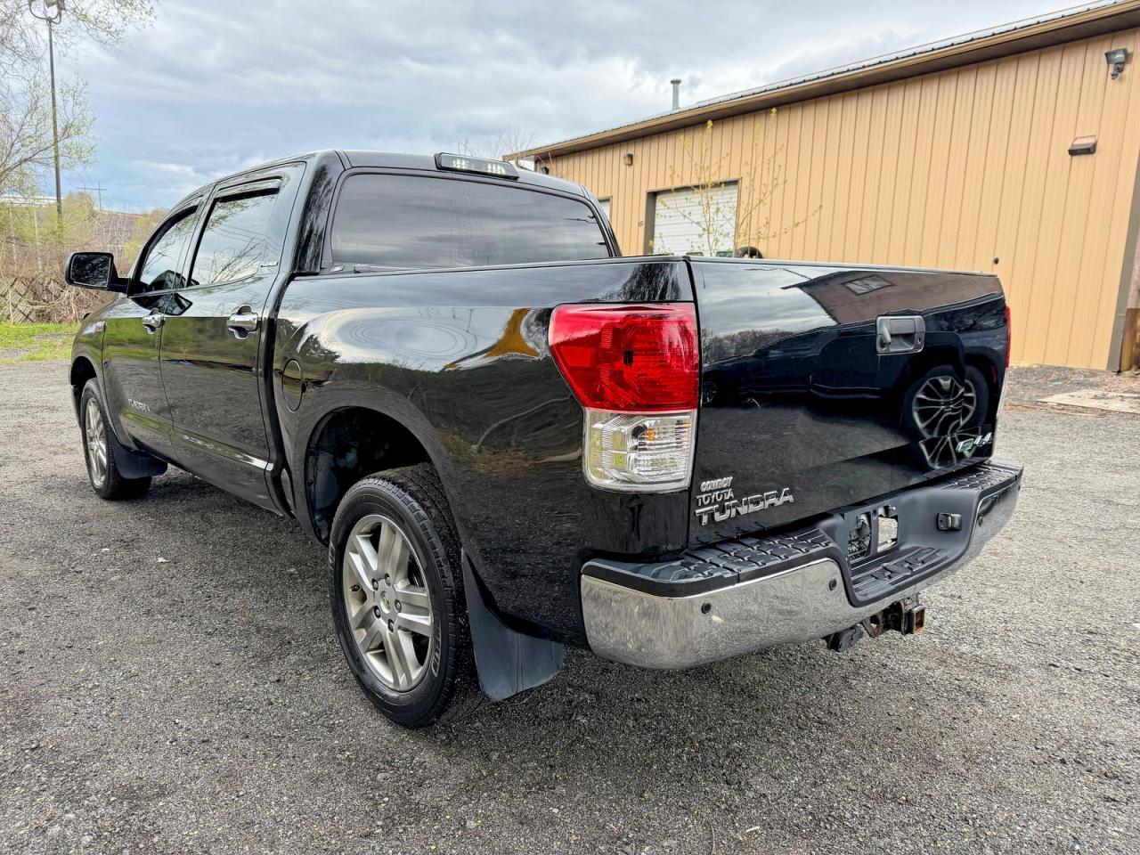 2013 Toyota Tundra Platinum - Image 4