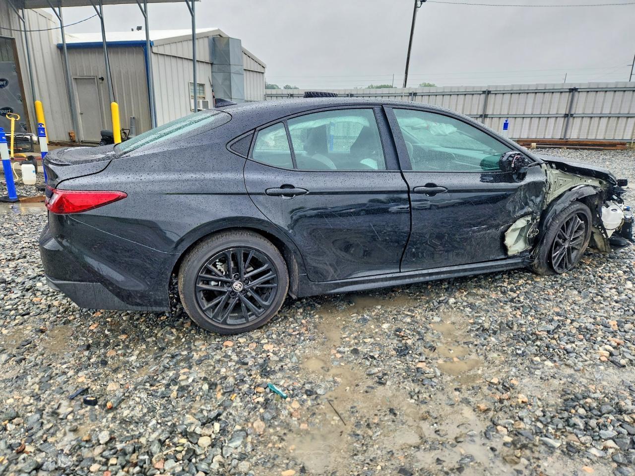 2026 Toyota Camry Se - Image 3