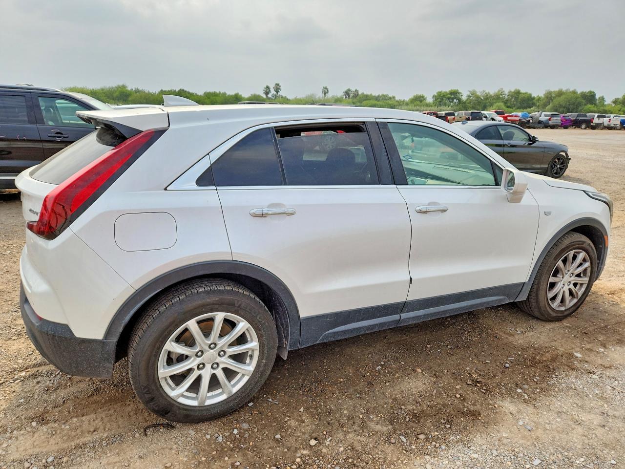 2019 Cadillac Xt4 Luxury - Image 3