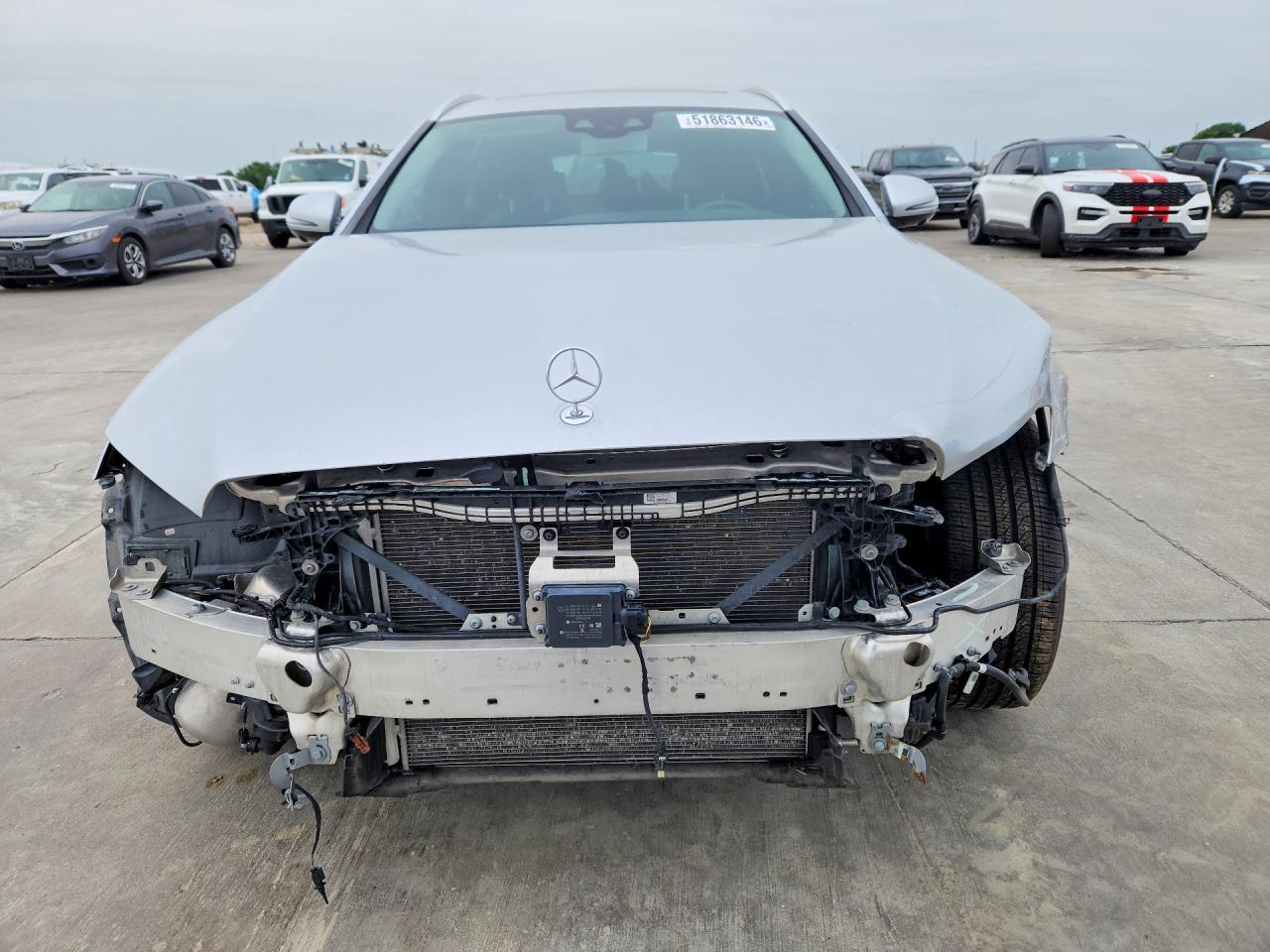 2018 Mercedes-Benz E - Image 5