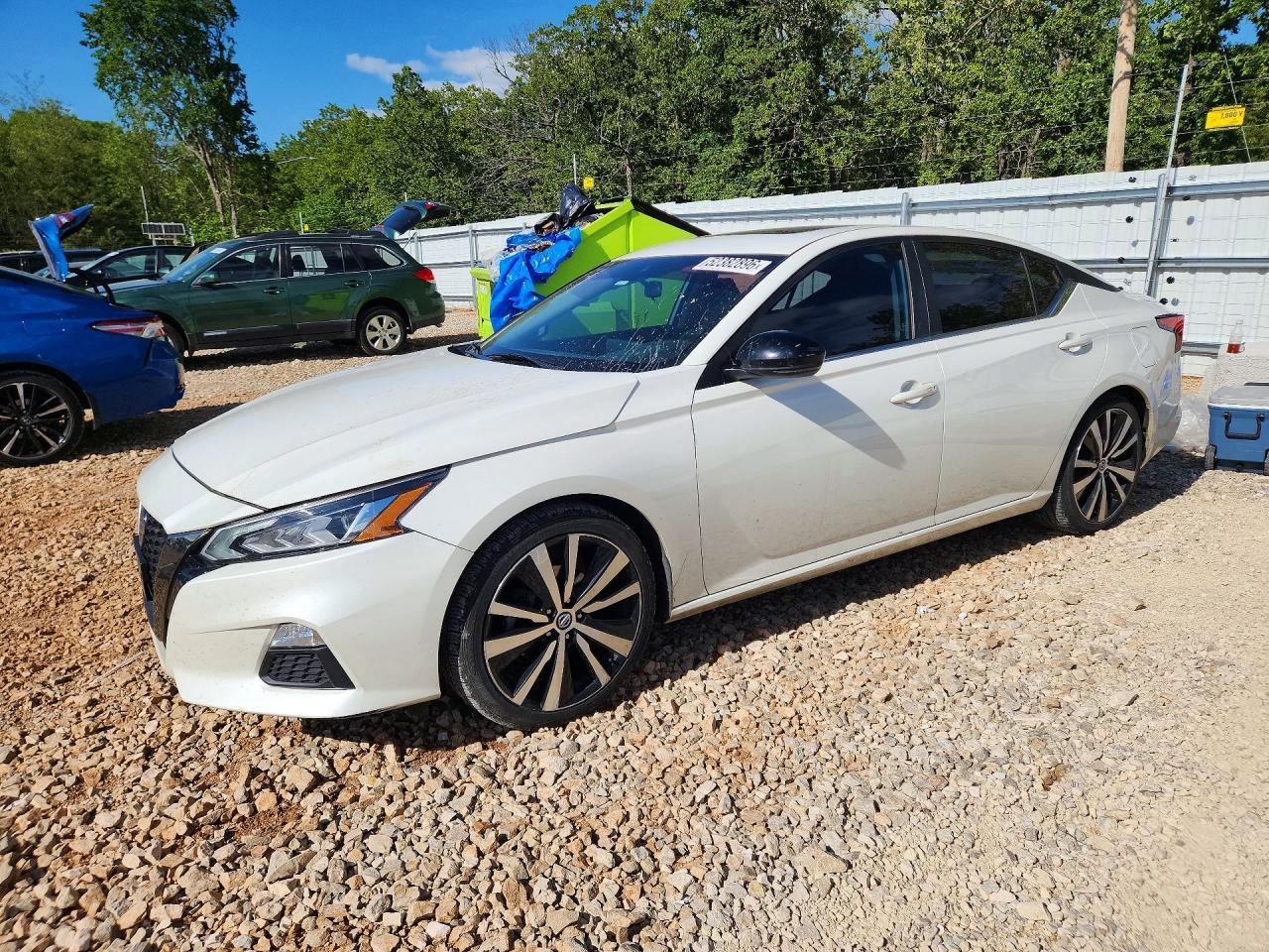 2020 Nissan Altima Sr